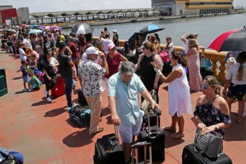 Thousands of Puerto Ricans evacuees lined up for a cruise ship in the aftermath of Hurricane Maria in San Juan, Puerto Rico, in September 2017