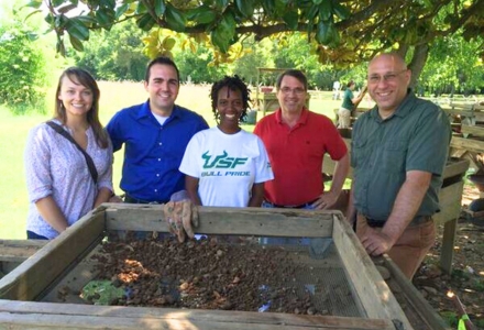 Dr. Philip Levy (right) with his USF students working at George Washington’s childhood home Ferry Farm. (Photo source: X)