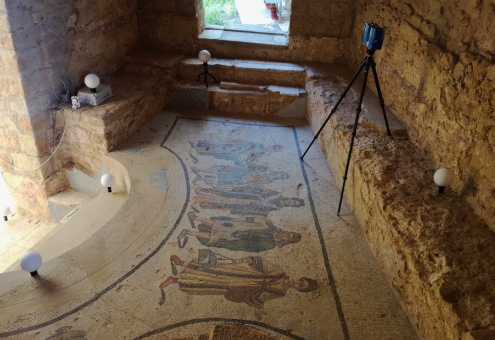 Terrestrial laser-scanning mapping of a room with mosaic floor at the Villa del Casale. (Photo courtesy of Dr. Davide Tanasi)