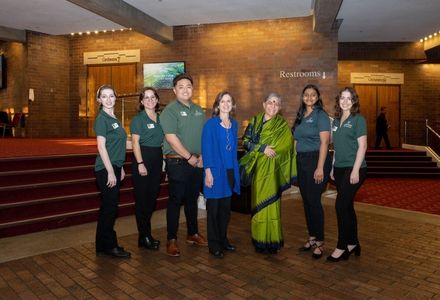 The Dean’s Student Leadership Society and Dean Michael helped to welcome Dr. Shiva to the Straz Center