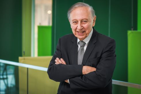 A journey from hoops all-star to research legend: Dr. Robert Gallo’s next stop is Tampa Bay