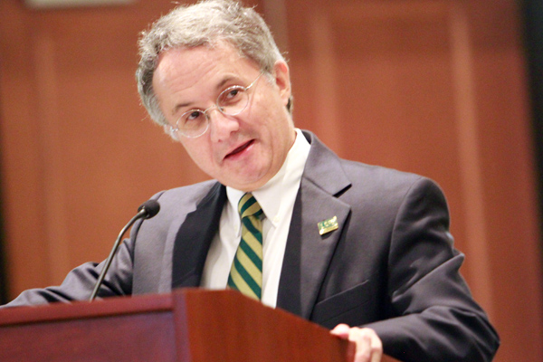 Dr. Charles Lockwood addresses new medical students in 2014, his first ceremony as dean.