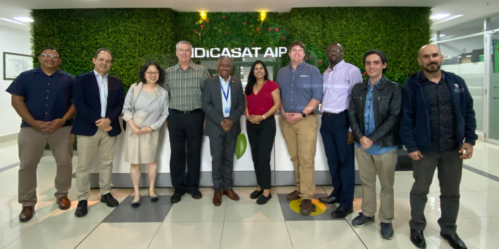 USF Health Panama group at IDICASAT headquarters