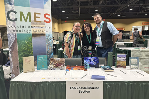 CMS doctoral candidates Natalia López Figueroa and Michael Schram established the ESA coastal and marine ecology section to foster a space for marine scientists to present their research.  