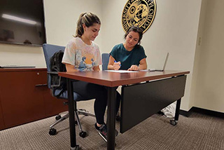 USF students during tutoring session