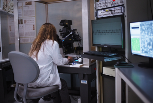 woman in the USF Health lab