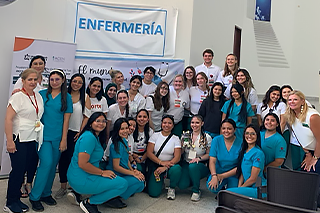 group of nursing students from USF at the "enfermeria" in Colombia